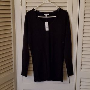 Ladies V-Neck black sweater